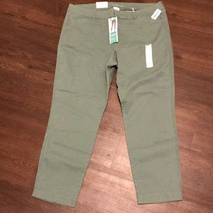 Old Navy pixie chino ankle length pants